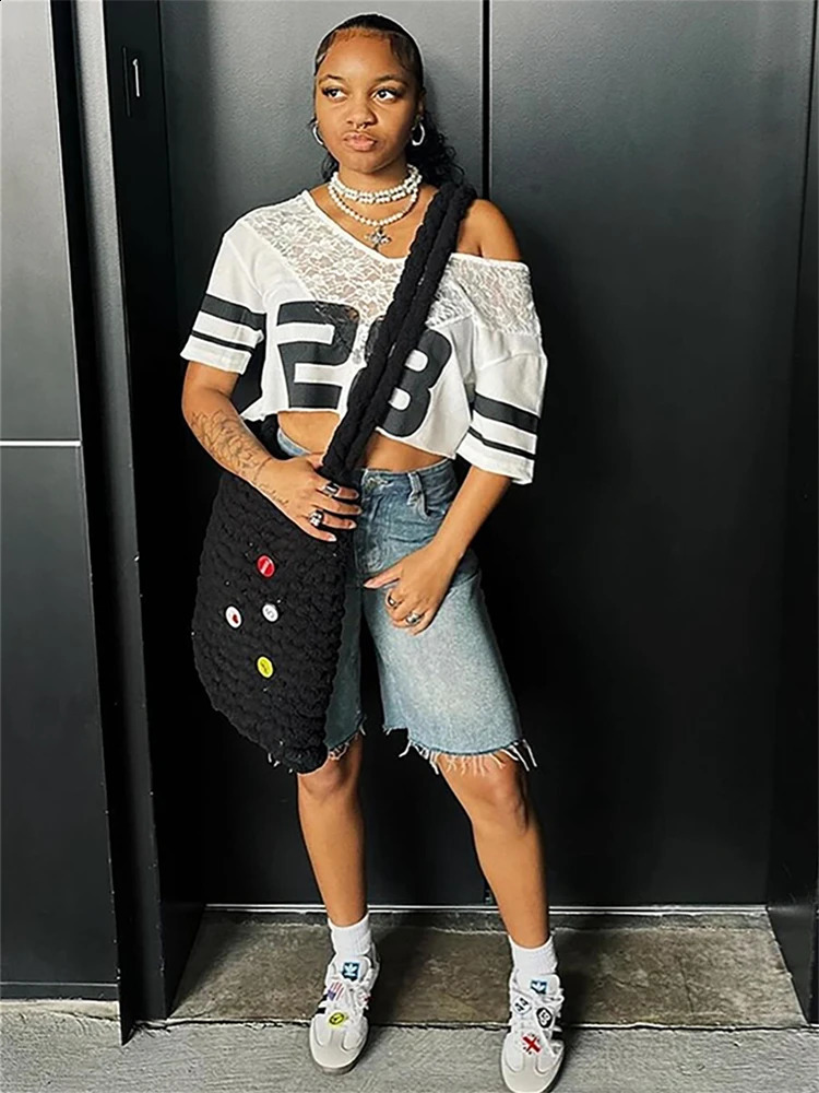 WLWXR Autumn Vintage Classic Number T-shirt Women Lace Patchwork V-Neck Sexy Crop Tops Fashion Streetwear Hip-Hop 250116
