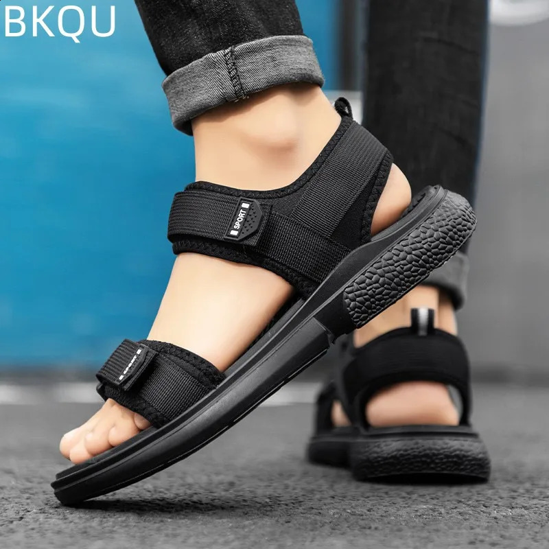 Mens Casual Outside Wear Beach Shoes Summer Sandals Flat Heels Breathable Youth Comfortable Waterproof Non-slip Light 250206