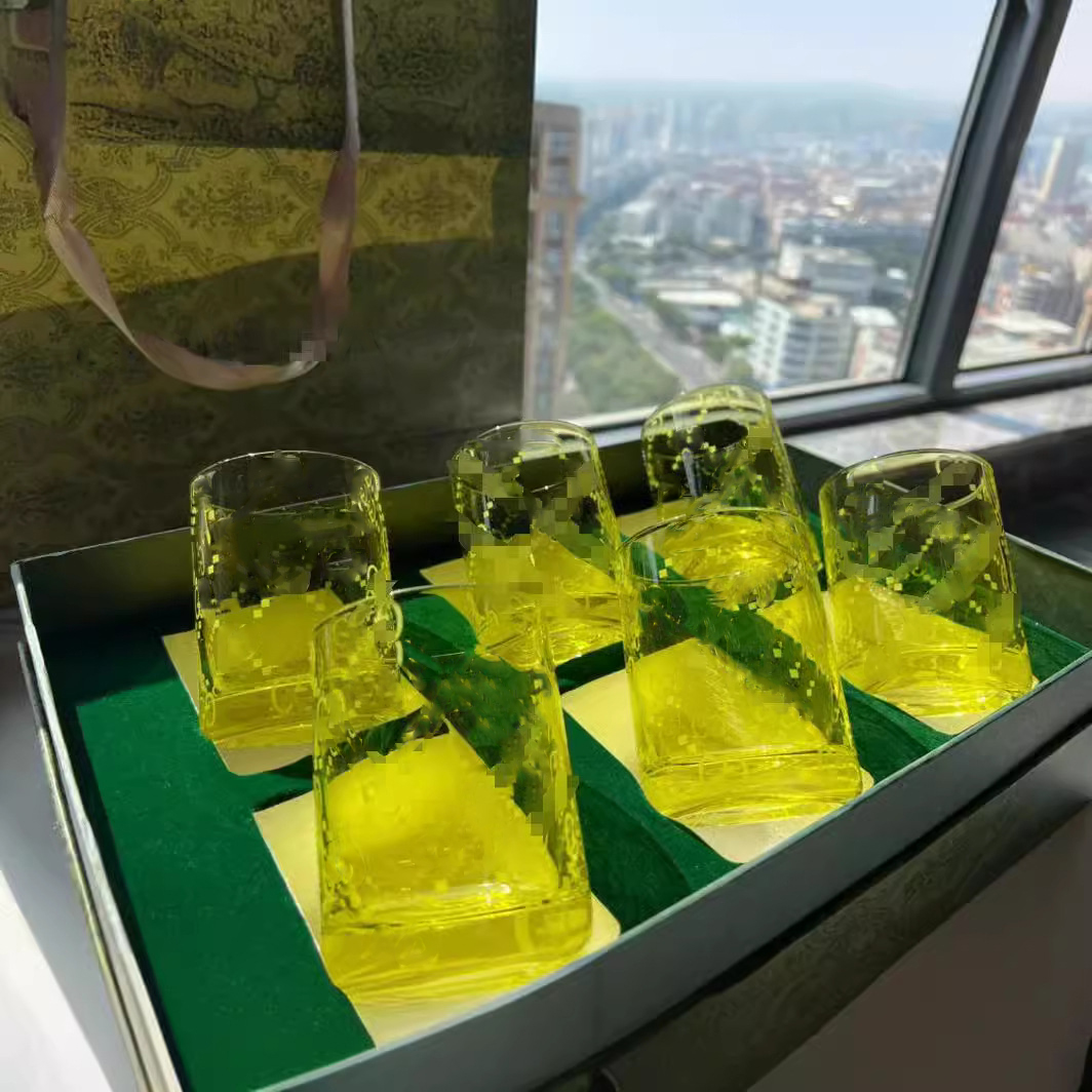 Designer Whiskey GlassCrystal cups six gift box set, two gift box set gift for friends good choice with gift box