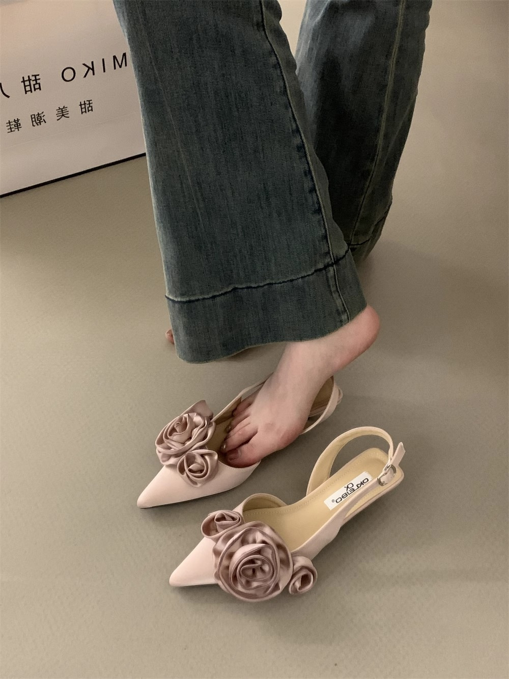 2025 new spring and summer pointy flower sandal fairy shoes socialite party shoes all dress shoes