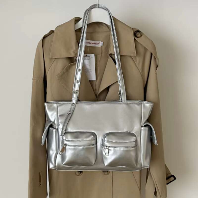 New Multi Pocket Motorcycle Fashion Women's Versatile Sier Crossbody Shoulder Bag