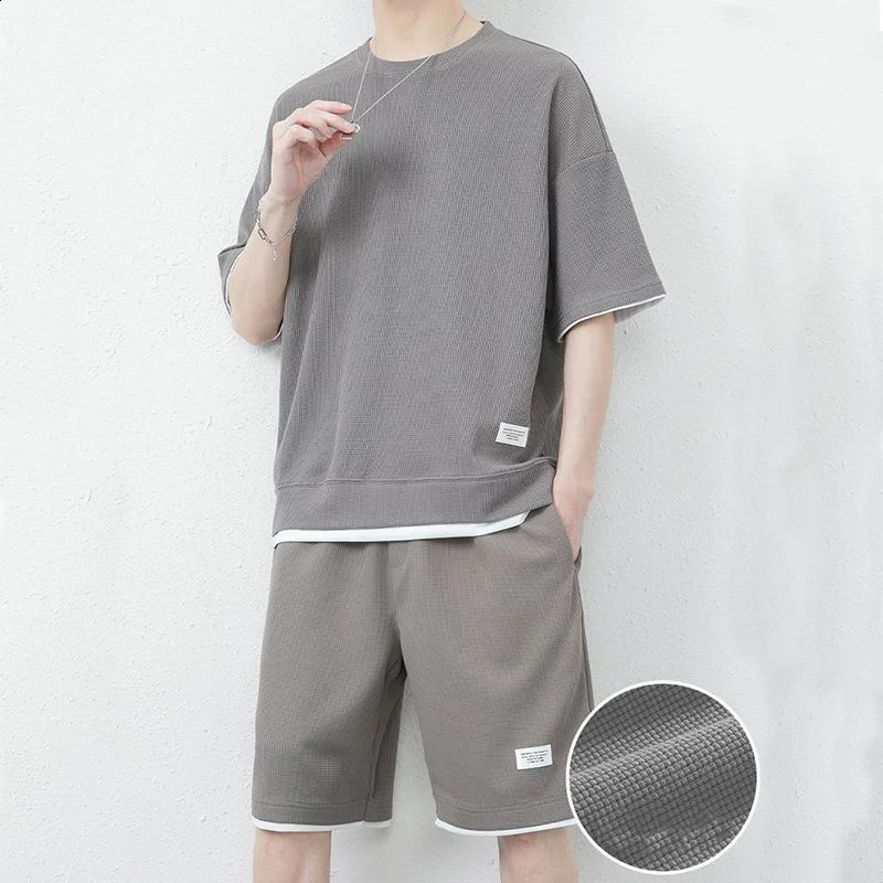 Summer Fashion Casual Ice Silk Shorts Set Men Panelled Round Neck Short Sleeved T-shirt Elastic Waist Drawstring Pocket Set 250121