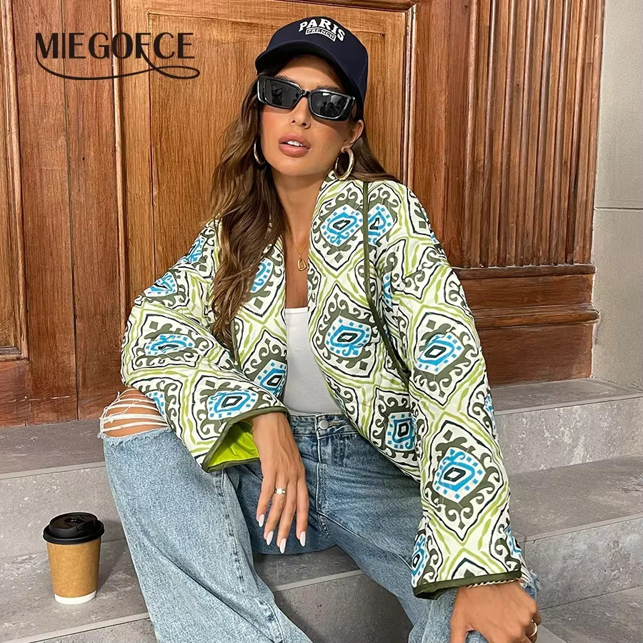 MIEGOFCE Spring Double-Pocketed Outerwear Ral Printed Thickened Quilted Pocket Retro Print Lapel Jacket Women Coat Jj-1696