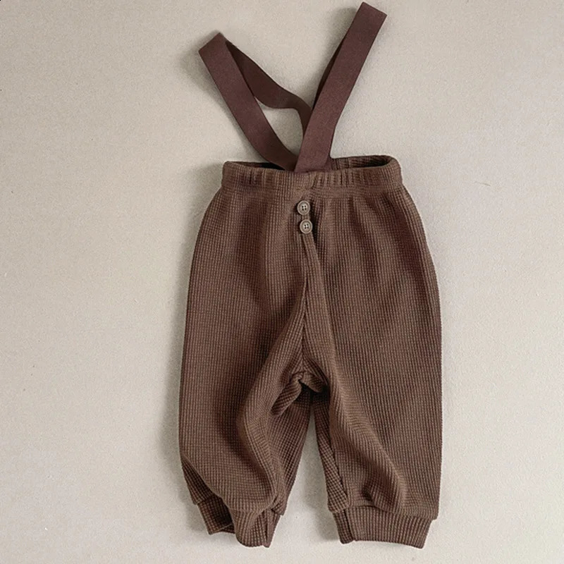 Infant Casual Waffle Overalls Baby Boys Spring Vintage Sling Pants Toddler Girls Loose Versatile Sleeveless Trousers 250206