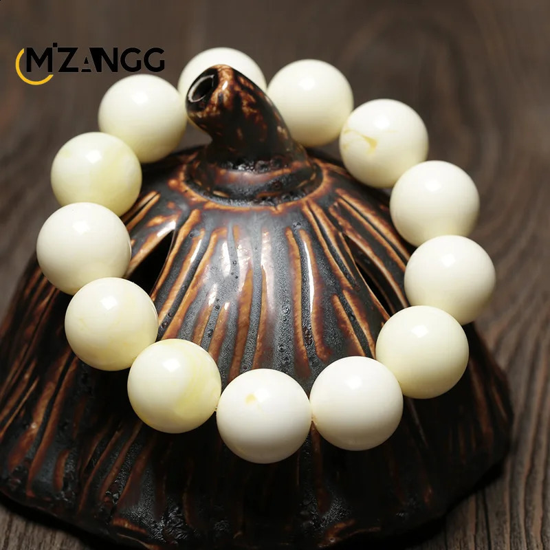 Natural White Beeswax Bracelet White Nectar Amber Buddha Beads Bracelet Hand-carved Retro Jewelry for Men and Women 250121