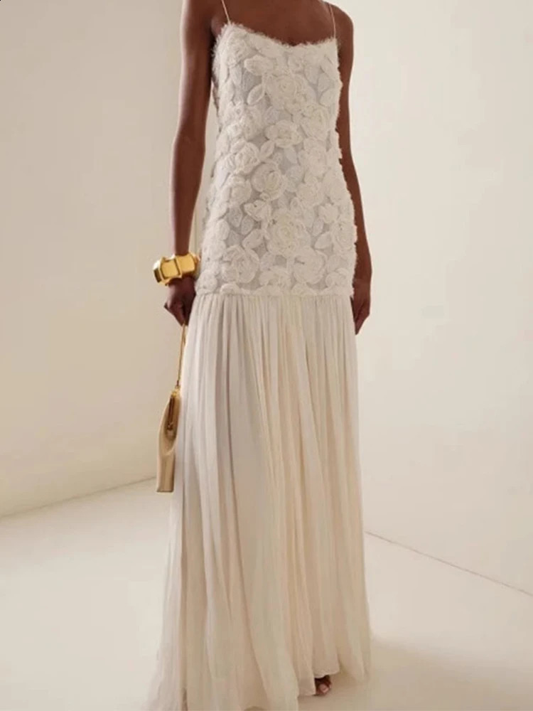 Elegant 3D Floral Sling Long Dress Women Retro White Backless Pleated Maxi Evening Dresses Female Spring Chic Street Party 250121