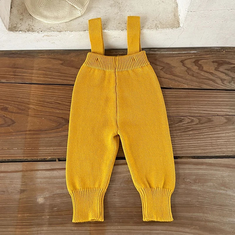 Autumn born Baby Boys Girls Solid Color Knitting Pants Infant Baby Knitted Jumpsuit Overalls Children Trousers 250206