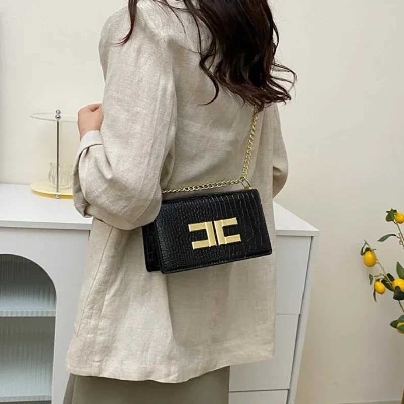 Luxury Designer Bags Wen Handbag Fi Simple Cmute Small Square Bag Vintage Alligator Pattern Flap Shoder Crossbody Bag Z250206