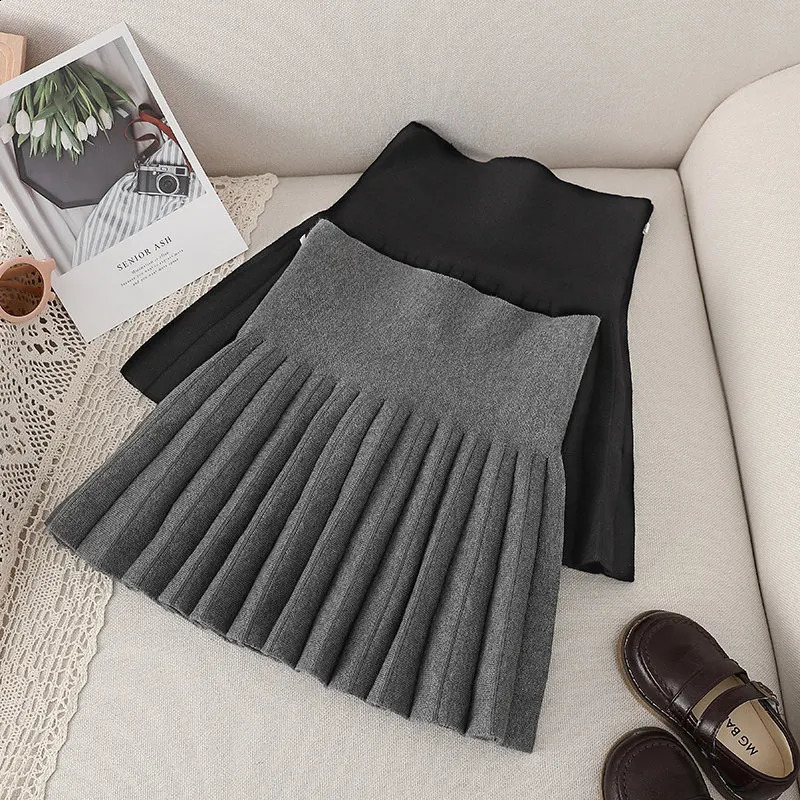 Childrens Pleated Skirt for Girls Spring Autumn Winter Knitted Preppy Style Black Grey Skirt Clothes for Kids 4 To 14Years Old 250206