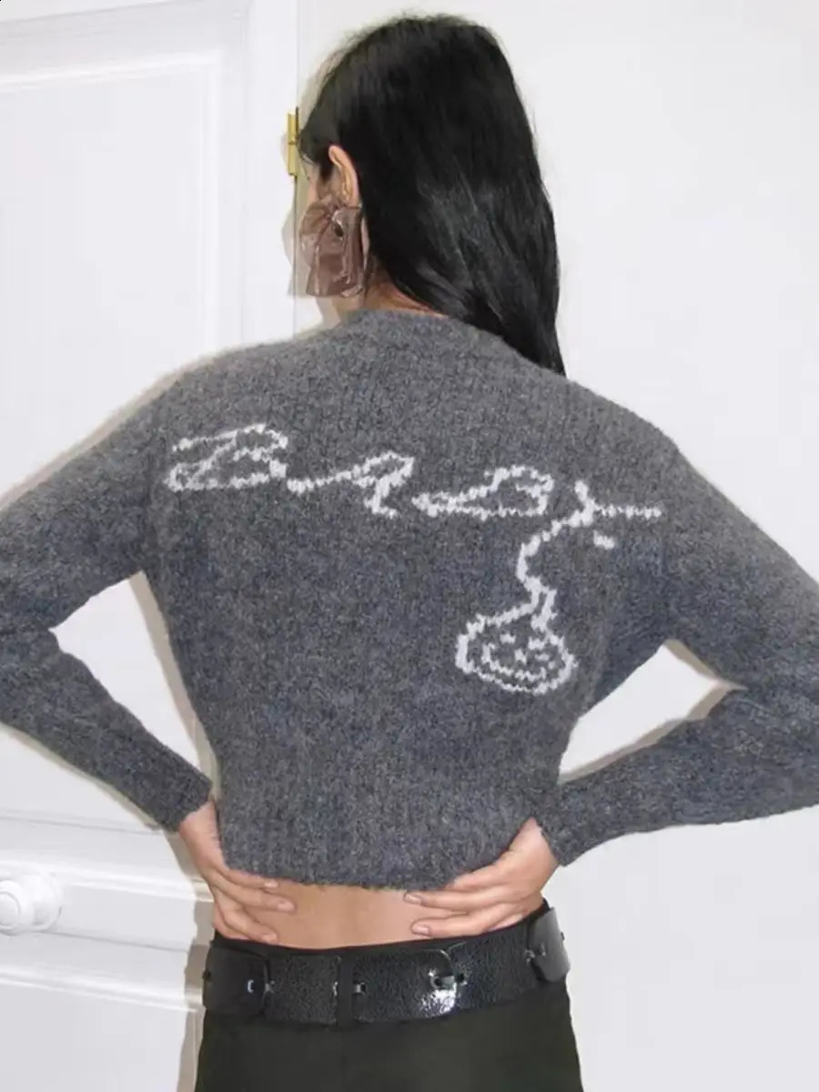 Spot wool Spanish blend letter embroidery knitted zipper cardigan top for women in autumn and winter 250206