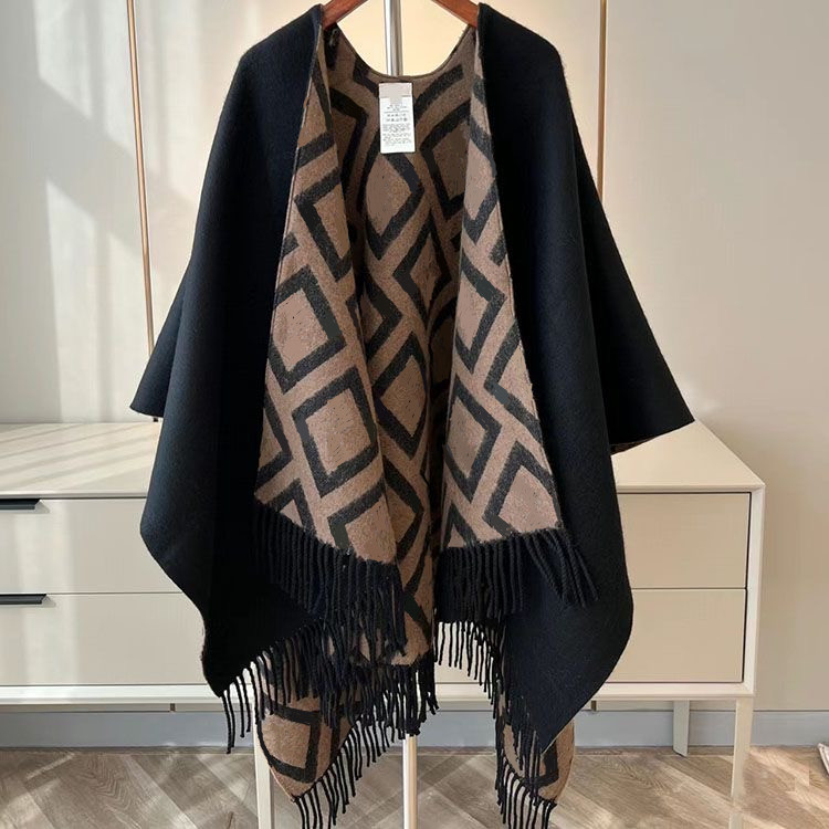 Designer High Quality Knitted Double Sided Women's Large Cape Fashion Embroidery Lettered Logo Printed Luxury Tassel Cape