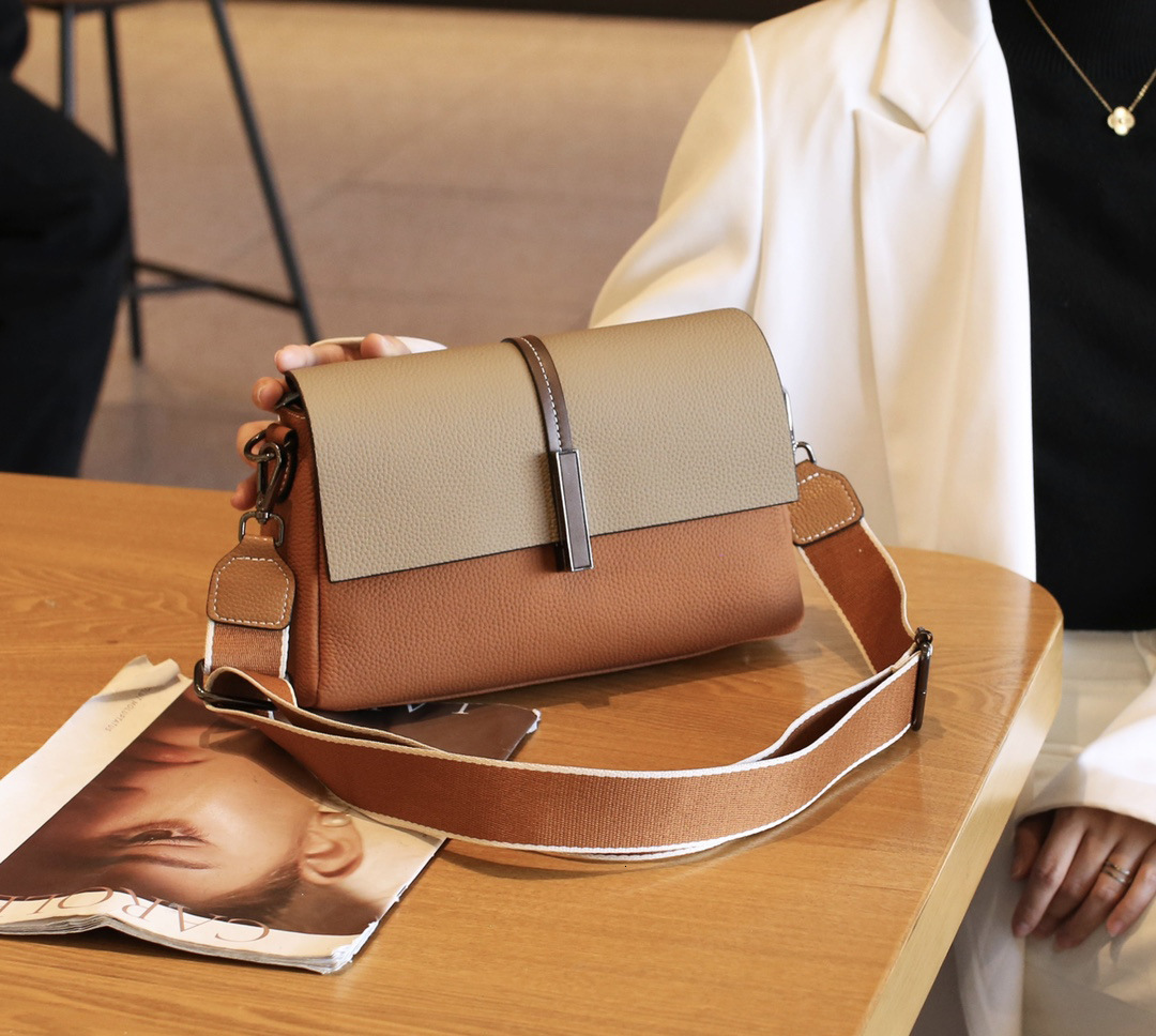 Bag Genuine Leather Fashion Texture 2023 New Women's Popular Contrast Color Crossbody Fashionable Versatile Small Square Bag