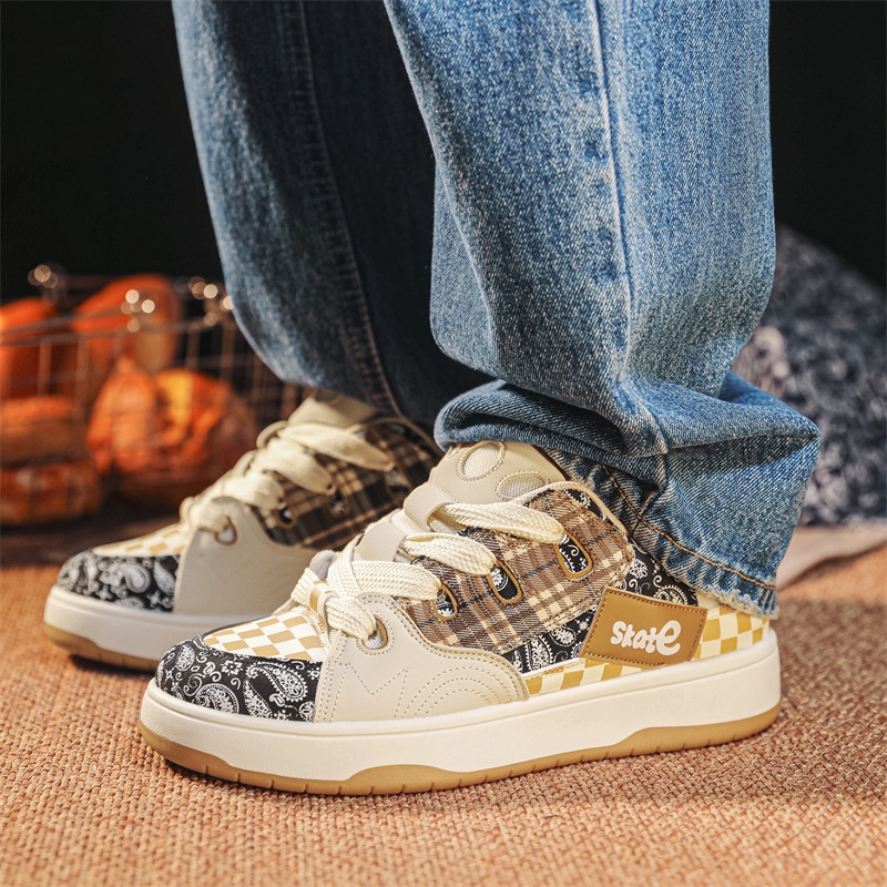 Men Women Casual Shoes Couple Style Fashion Versatile Youth Skateboard Shoes Triple Beige Free shipping