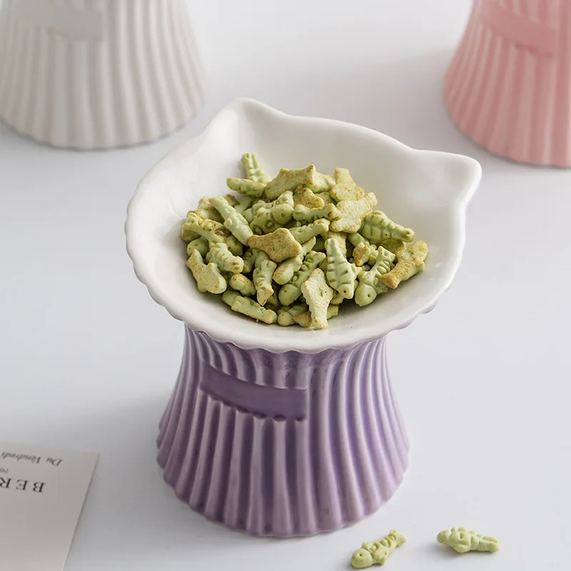 148770 The stainless steel cat bowl is durable not easy to break, and can be used for a long time
