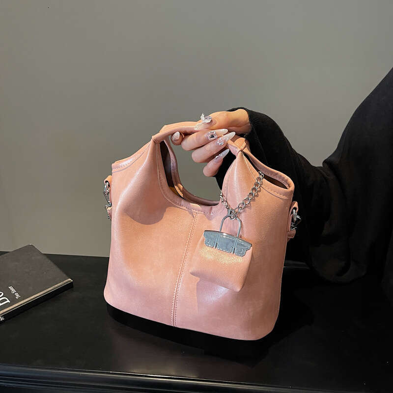 soft leather handbag for women single shoulder bag armpit bag crossbody bag vegetable basket bag trendy bag High Top Quality