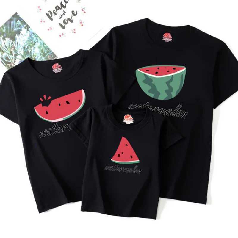 Family Look Mommy and Me Clothes Matching Summer Fruits Printing Family Clothing Mother Daughter Son Father Kids T-shirt W250207