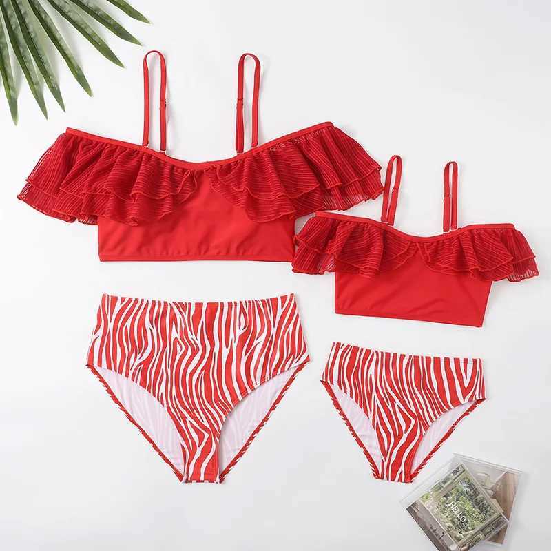 Ruffled Mother Daughter Matching Swimsuits Family Set O-Neck Mom Baby Mommy and Me Bikini Clothes Striped Woman Girls Swimwear W250207