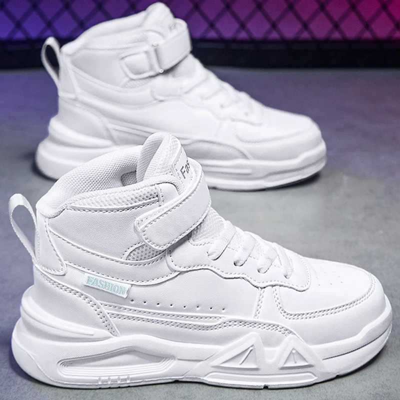 Childrens running shoes outdoor leather surface fashionable tennis shoes casual high top childrens comfortable board shoes W250207