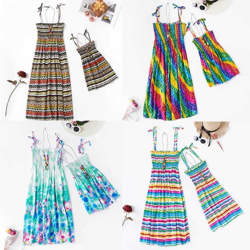Summer Family Dress Mother and Daughter Matching Outfits Bohemian Beach Floral Sundress Dresses For Mom Girl Matching Clothes W250207
