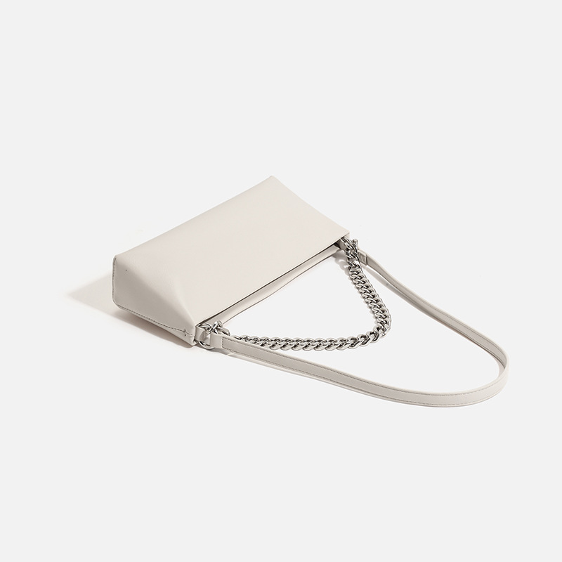 Bag High End Women's Crossbody 2024 New Chain Armpit With Niche Texture French Stick Shoulder Bag