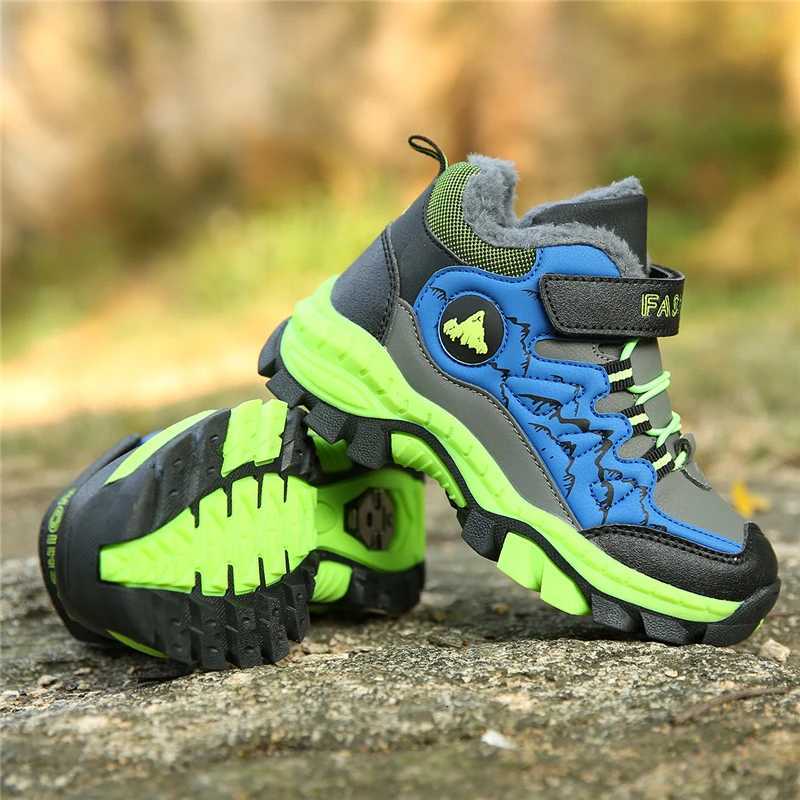 Winter Kids Hiking Shoes Super Warm Plus Cotton Boy Sneakers Non-slip Leather Waterproof Boots Teenager Trekking Climbing Shoes W250207