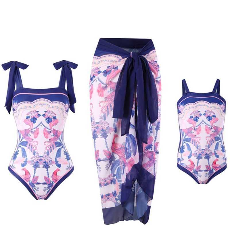 Fashion Mommy and Me Swimwear Family 2PCS Set Mother Daughter Matching Swimsuits Fashion Women Girls Bikini Mesh Skirt Clothes W250207