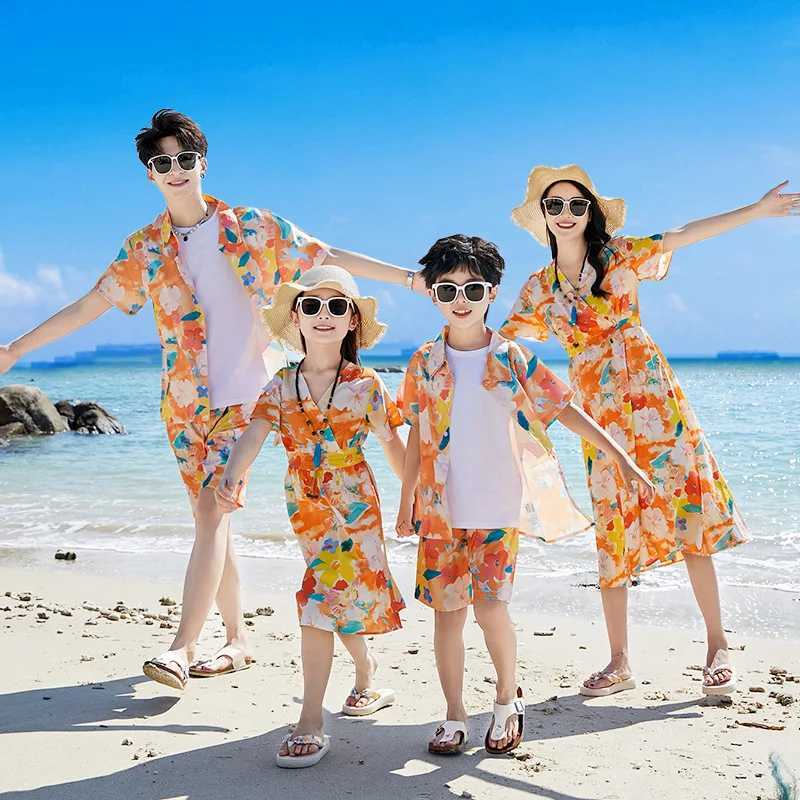 Holiday Parents Children Beach Clothes Vacation Family Brother Sister Matching Clothing Mom Daughter Dress Dad Son Shirts Sets W250207