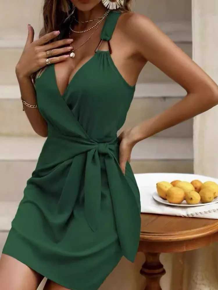 Summer New Womens Fashion Solid Color Sexy Sveless Strap Deep V-Strap Elastic Waist Casual Comfortable DressXJ2500207
