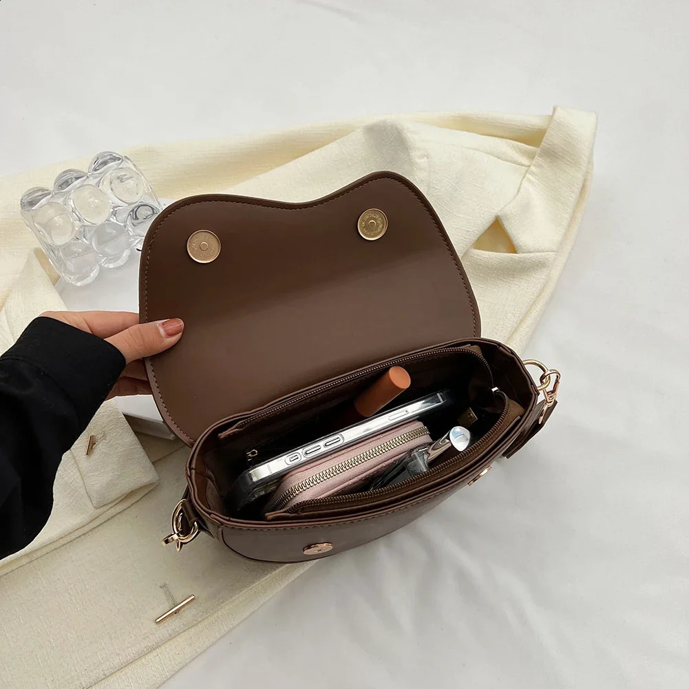 PU Leather Saddle Armpit Bags for Women Shoulder Crossbody Bag Ladies Vintage Underarm Handbags Purse Bolsa 250206