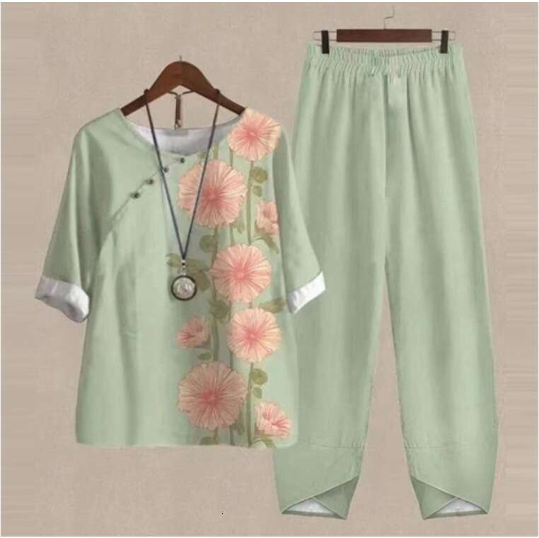 Popular Spring Women's Five Sleeve Printed Top and Pants Two Piece Set 2024 Versatile New Trendy Clothing Ins