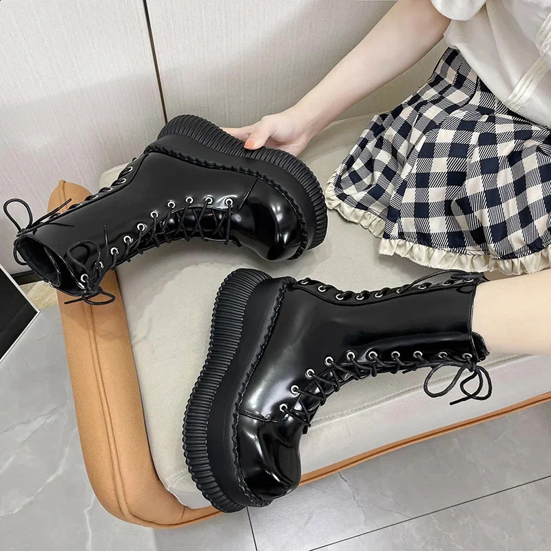8cm Black Glossy Straps Punk Style Boots for Women Autumn and Winter Thicksoled Heightening Platform Midcalf Knight 250117