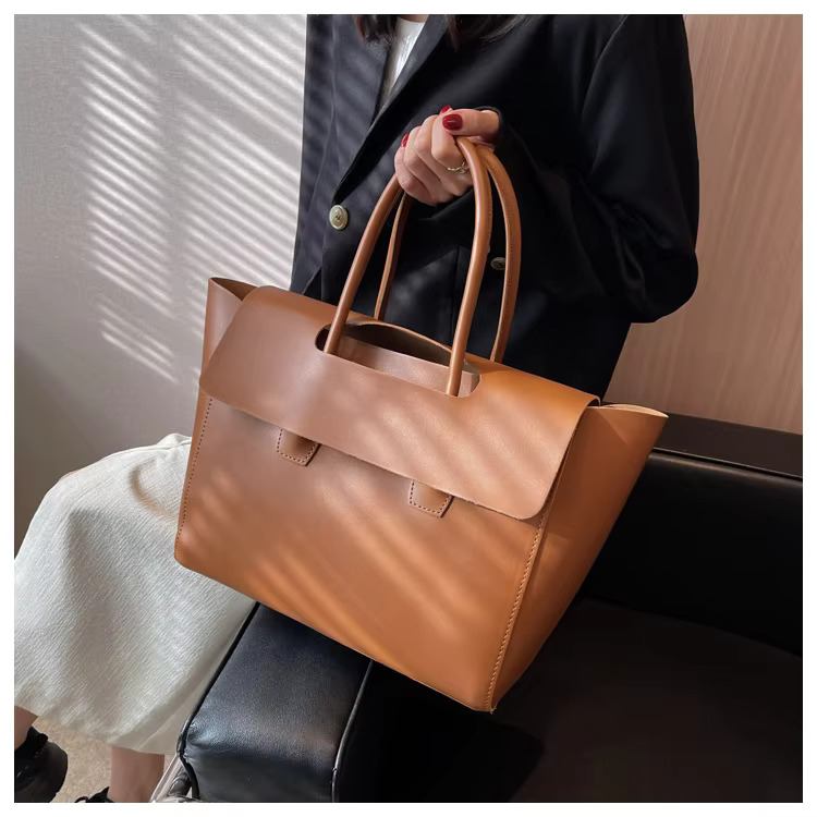 Fashion Women Shoulder New Large Capacity Handbags Simple Retro Tote Solid Color Famous Brand High Quality Bags PU Cartoon