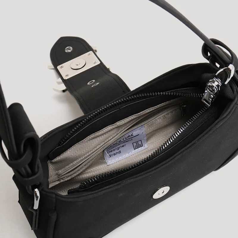 Casual Bags For Wen Luxury Designer Brand Handbags And Purses 2024 New In PU Nubuck Sheet Metal Decoration Crossbody Bag Small Z250318
