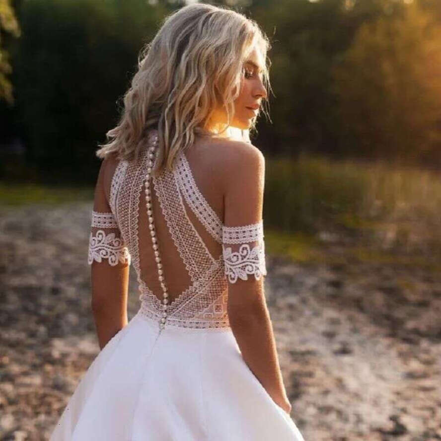 DREAM Satin Bohemian Wedding Dress For Brides 2023 Off The Shoulder Lace Halter Boho Bridal Gown With Detachable Sleeves