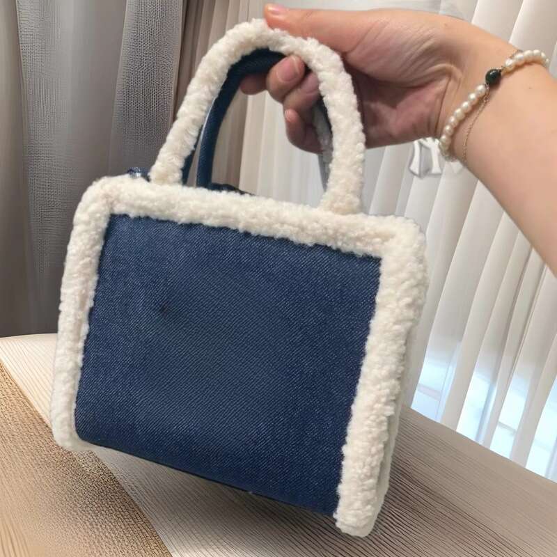 Autumn/Winter New Lamb Wool Plush Old Flower Letter Handheld Diagonal Cross Couple's Casual Commuter Tote Bag