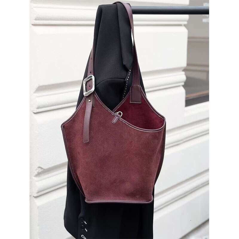 New Winter High Quality Suede Leather Large Capacity Bucket Bag Adjustable Handle Handbag Casual Shoulder With Wallet