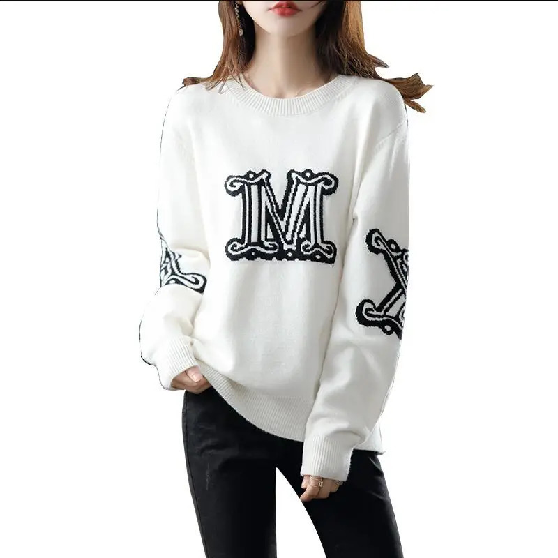 Women fall pullover sweater Elegant round neck loose M letter splicing knitted bottoming shirt fashion musthaves 250113