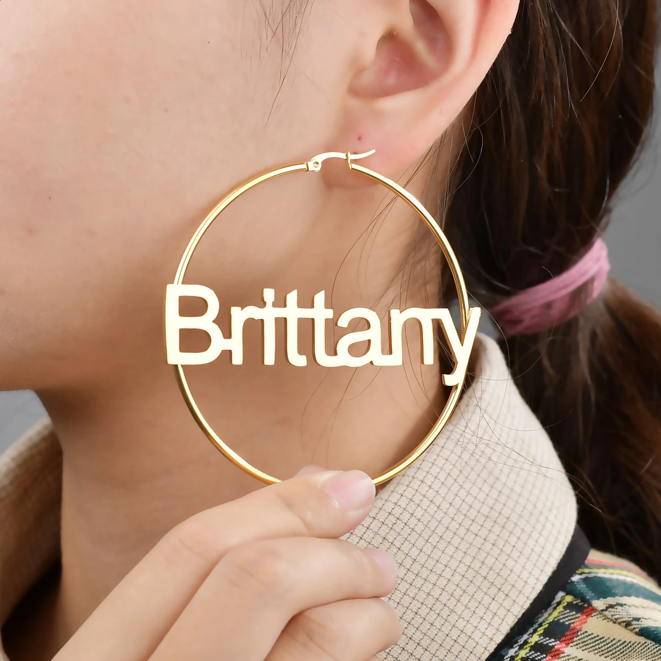 Atoztide Personalized Name Stainless Steel Letter Earrings For Women 3 Color Custom Circle Hoop Earrings Weddings Party Jewelry 250206