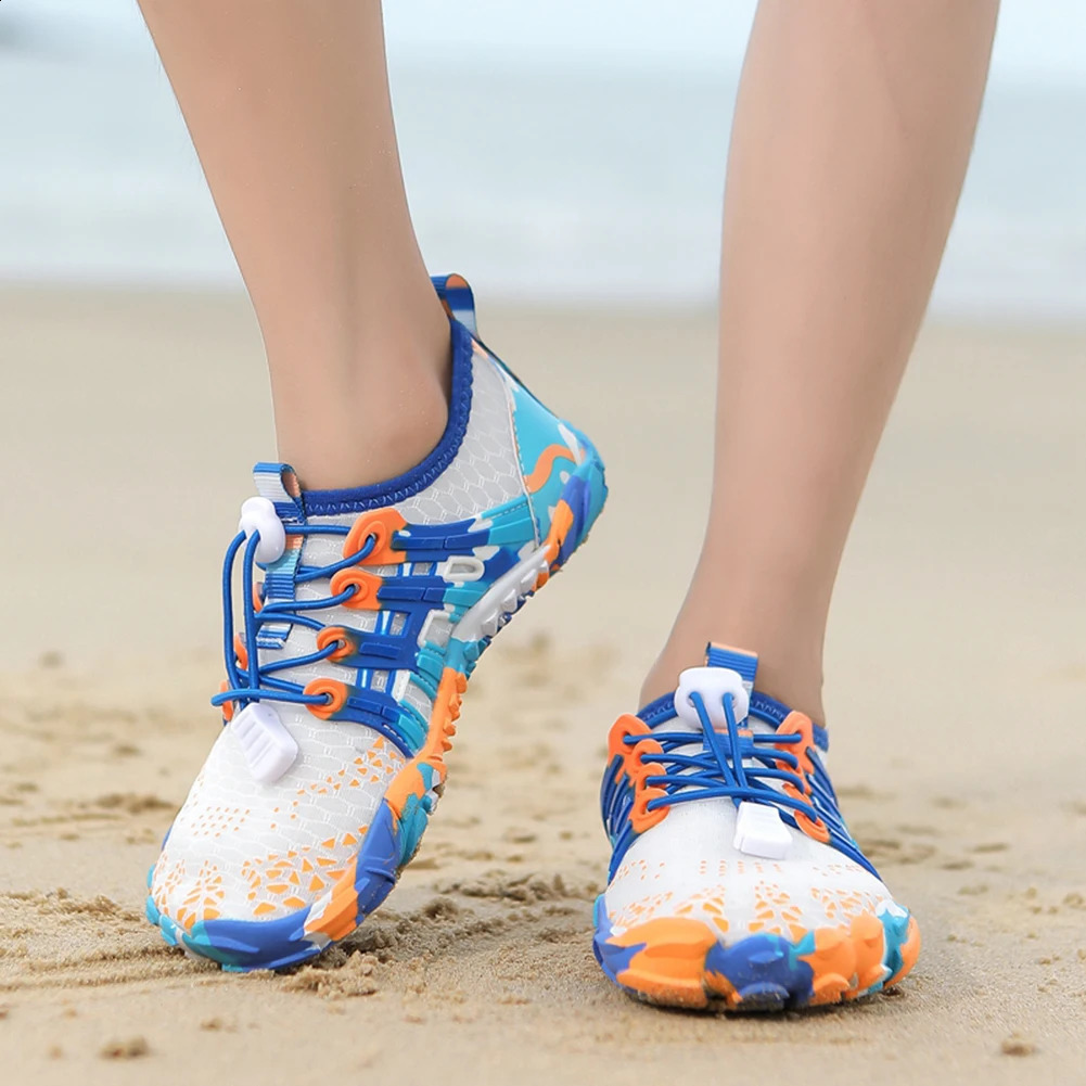 Kids Water Shoes Sea Diving Sneakers Qiuck Drying Upstream Wading Shoes Non-Slip Five Fingers Aqua Shoes Beach Swimming Footwear 250207