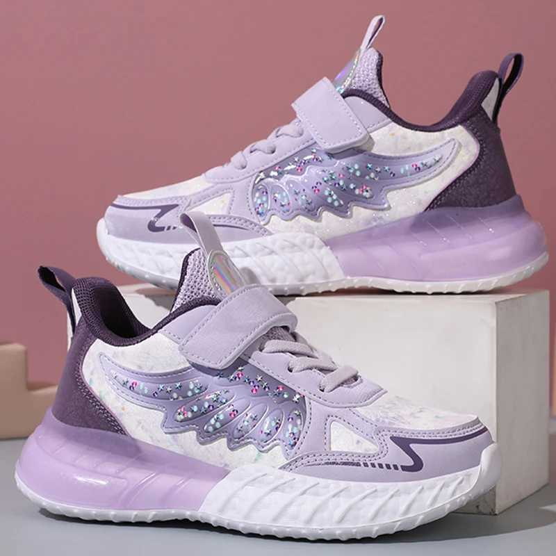 Girl Sneakers Hot Selling Summer Soft Sold Leather Casual Flat Tennis Shoes Outdoor Jogging Walking Shoes for Children Footwear W250207