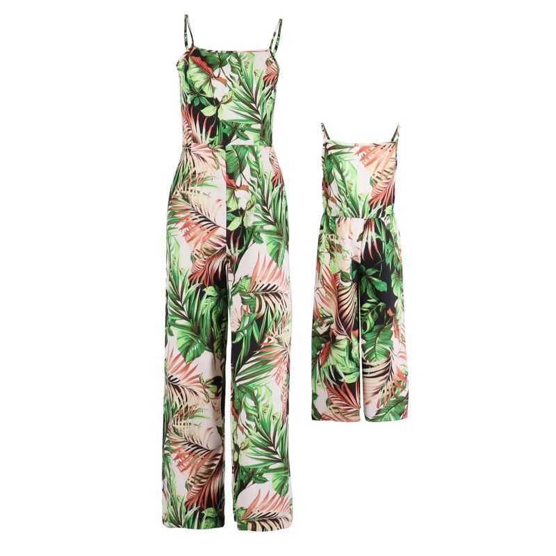 2024 Mother And Daughter Overalls Summer Family Matching Outfits Women Kids Girls Playsuit Clothes Sleevless Leaf For Beach 8 9y W250207