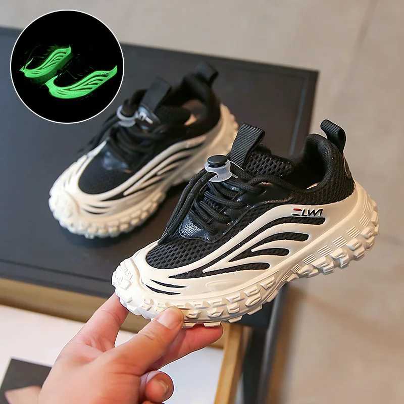 Kid Shoes Girls Casual Sneakers Fashion Breathable Sports Shoes for Children Outdoor Reflective Light Running Shoes Boy Shoes W250207