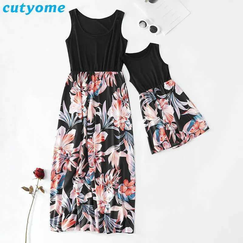 2022 Sleeveless Mom And Daughter Dress Birthday Wedding Family Matching Mommy Girls Me Clothes Beach Holiday Long Dresses 9T W250207