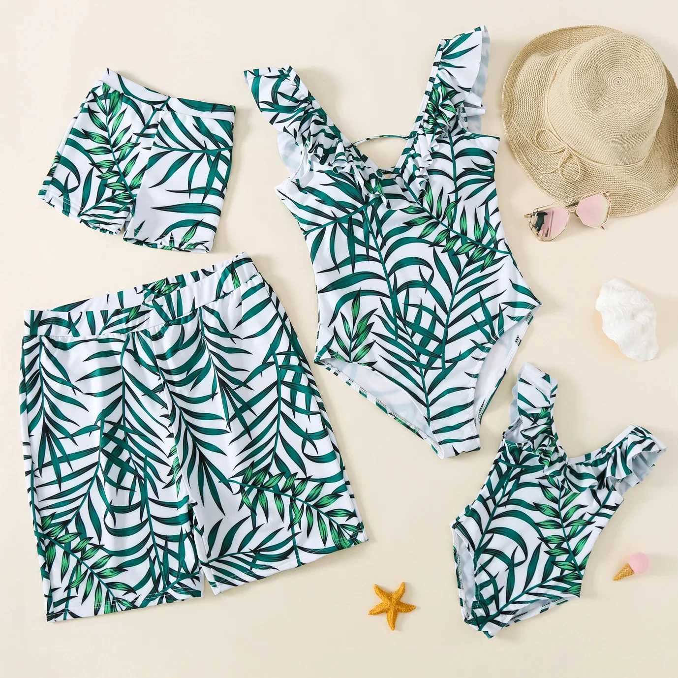 2024 New Mom Daughter Dad Son Matching Outfit Family Swimwear Leaf Print Swimsuit Beachwear Ruffles Bandage One-Piece Suit Beach W250207