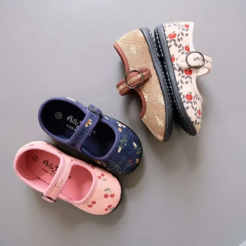 Korean Version Corduroy Floral Canvas Shoes Girls Square Mouth Indoor Shoes Soft Soled Non-slip Baby Casual Shoes Zapatillas 250206