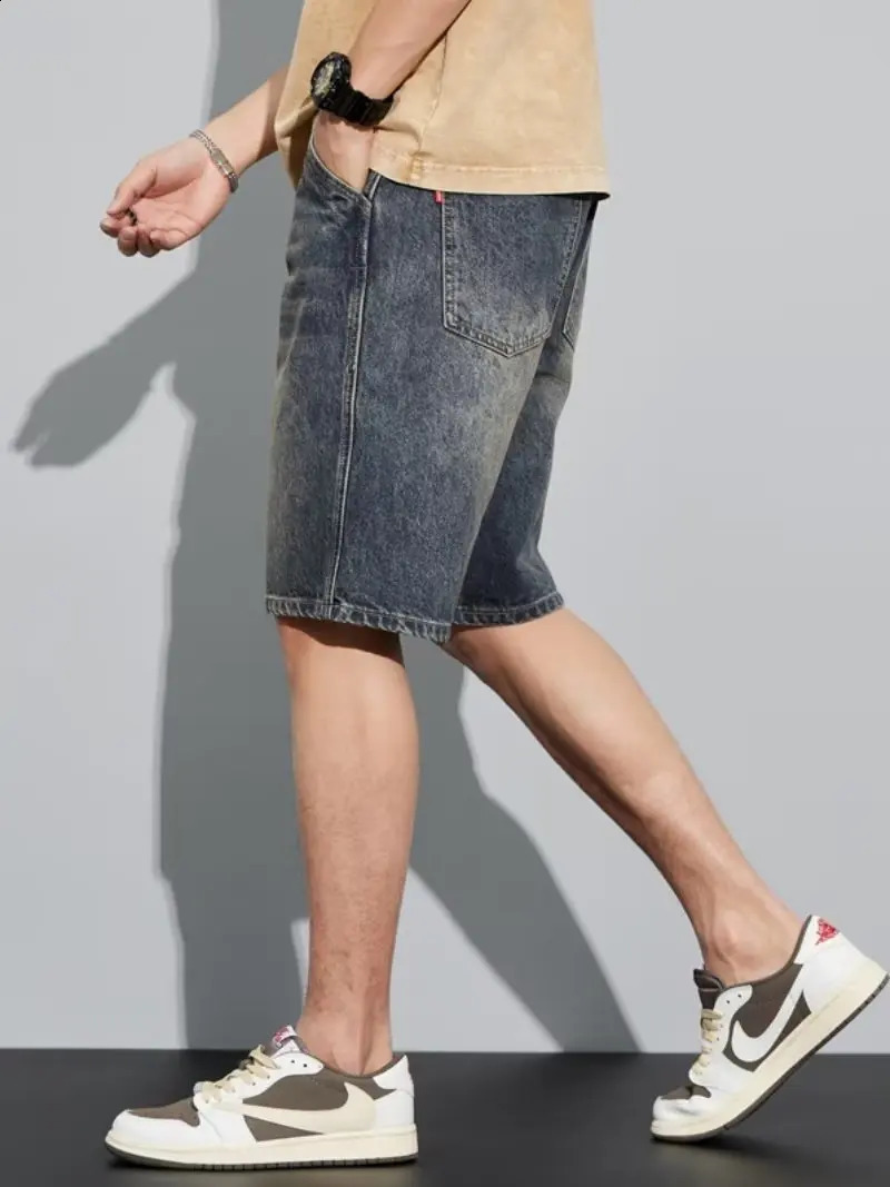 Summer denim shorts mens thin pants casual shorts loose straight mens washed jeans. 250206