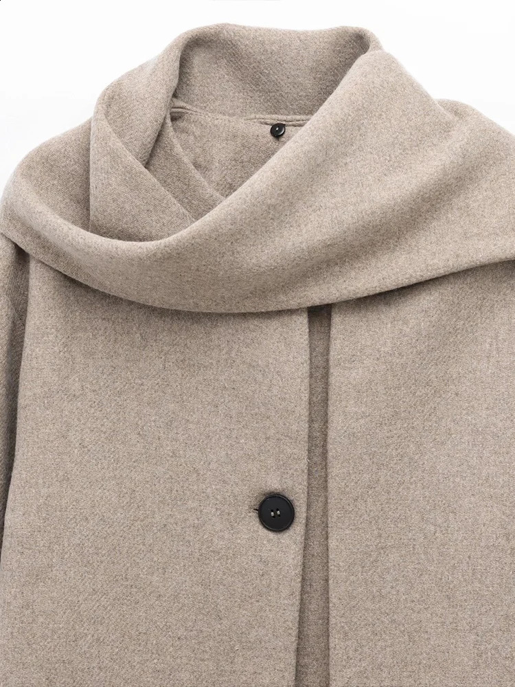 Womens Winter European and American Style Fashionable Allmatch Blended Scarf Round Neck Long Sleeve Coat Jacket 250109