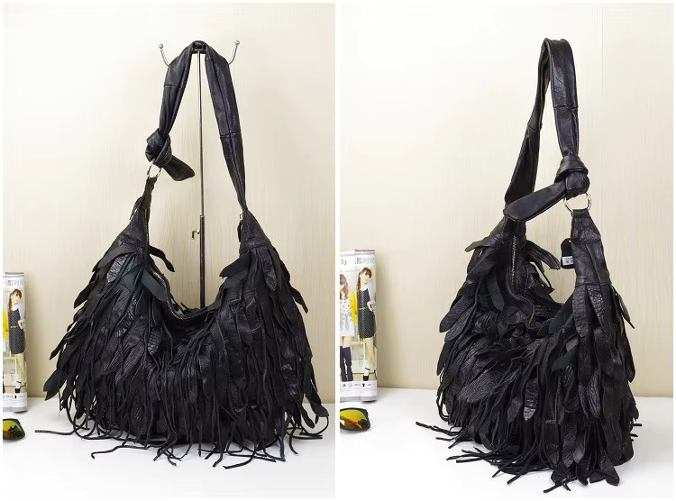 Black Genuine Leather Tassel Single Shoulder Messenger Large Capacity Beach Ladies Wholesale Female Bag Genuine Leather Cartoon