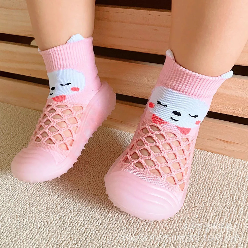born First Walkers Infant Toddler Cartoon Pandas Shoes Baby Rubber Non Slip Shoes Baby Boy Girl Elastic Socks Shoes 0-4Years 250207