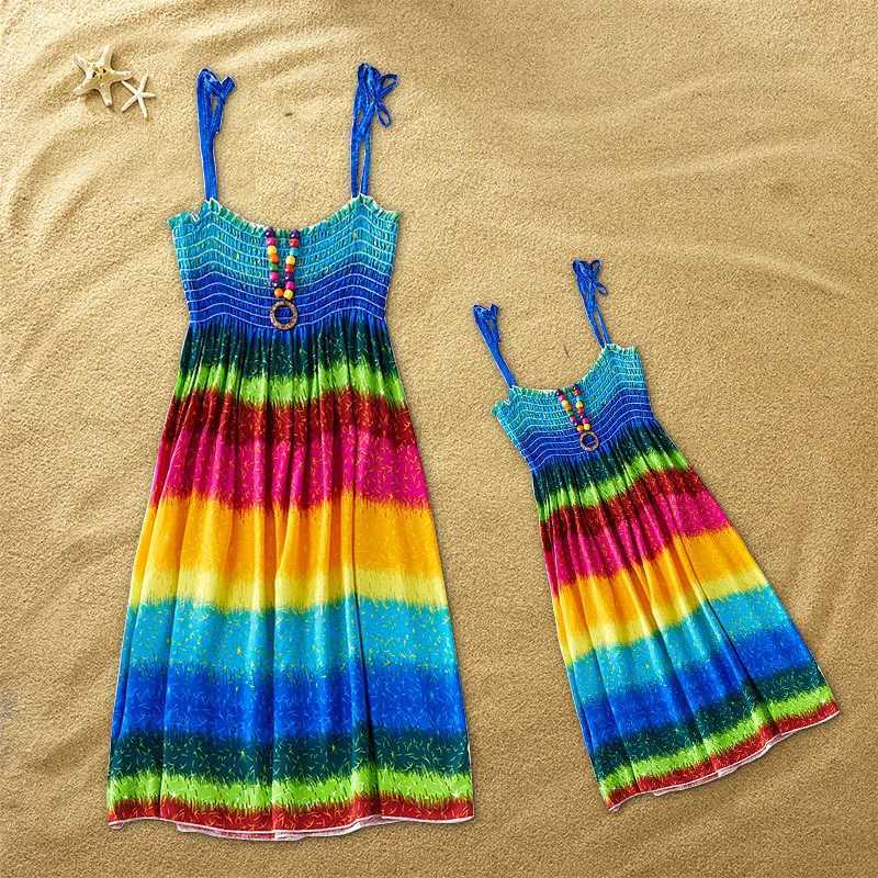 Summer Family Dress Mother and Daughter Matching Outfits Bohemian Beach Floral Sundress Dresses For Mom Girl Matching Clothes W250207